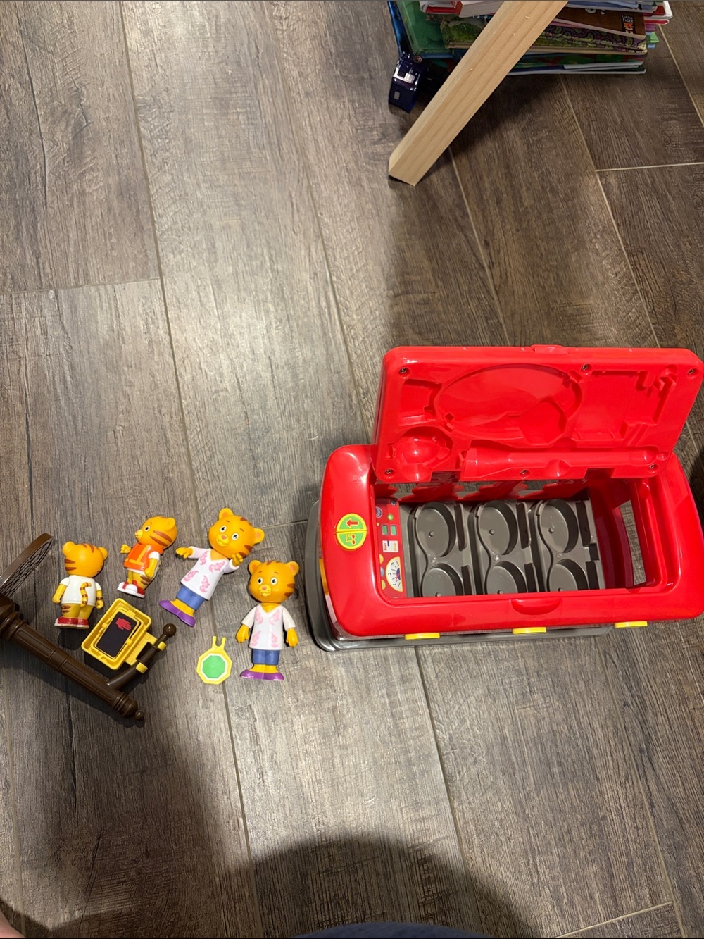 Red Toy Daniel tiger Playset with Animal Figures - Kids Toys